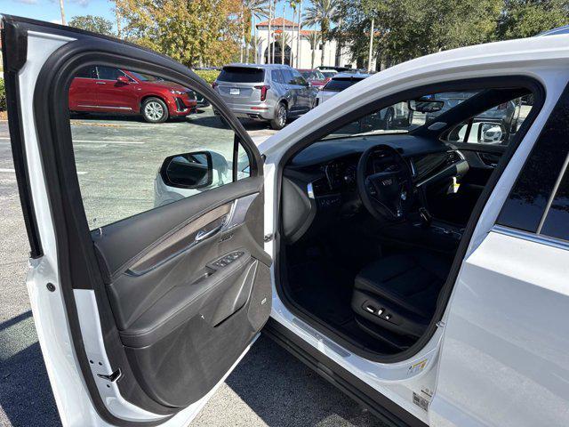 new 2025 Cadillac XT6 car, priced at $73,015
