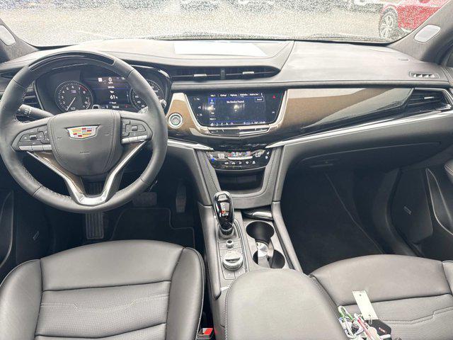 new 2025 Cadillac XT6 car, priced at $74,110