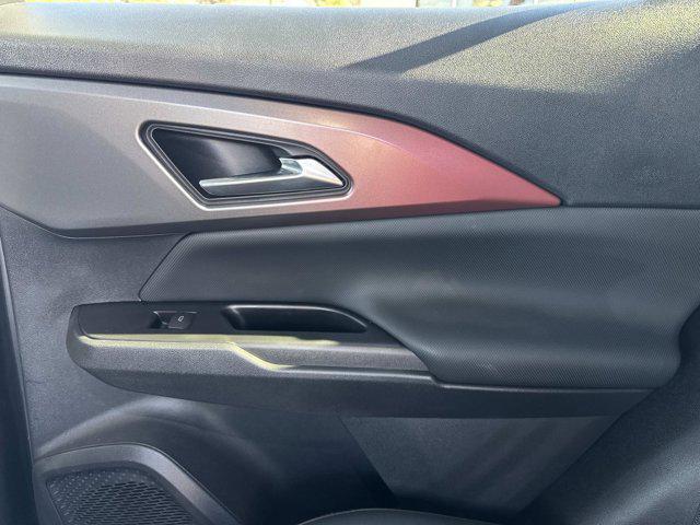 used 2024 Chevrolet Equinox EV car, priced at $25,490