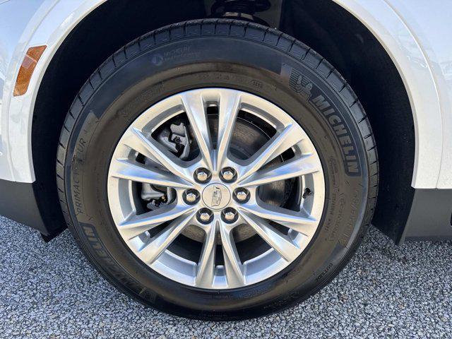 new 2026 Cadillac XT5 car, priced at $47,415