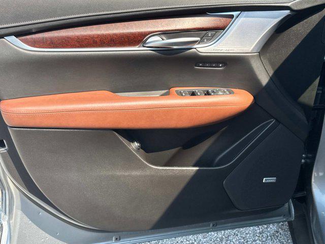 used 2024 Cadillac XT5 car, priced at $40,699