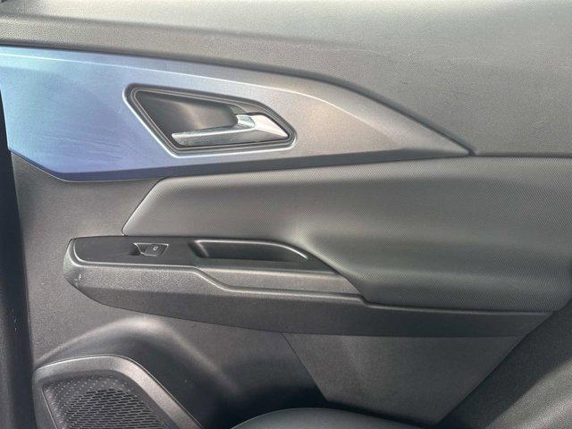 used 2025 Chevrolet Equinox EV car, priced at $22,511