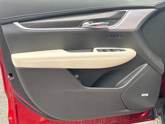 new 2025 Cadillac XT6 car, priced at $63,840