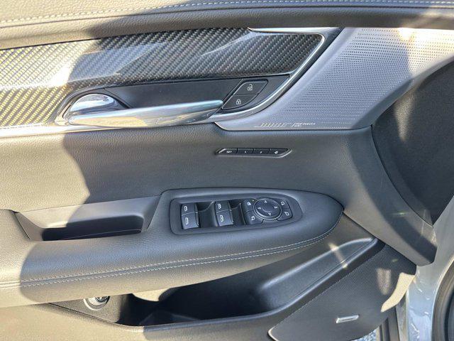 used 2024 Cadillac XT6 car, priced at $47,199