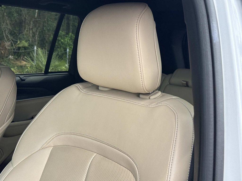used 2023 Jeep Grand Cherokee car, priced at $31,595