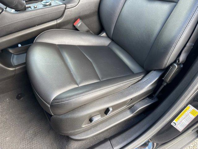 used 2023 Cadillac XT5 car, priced at $25,999