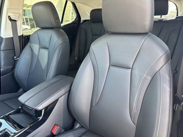 used 2025 Buick Envision car, priced at $27,900