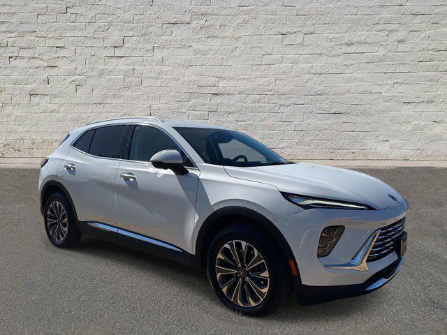 used 2025 Buick Envision car, priced at $27,900