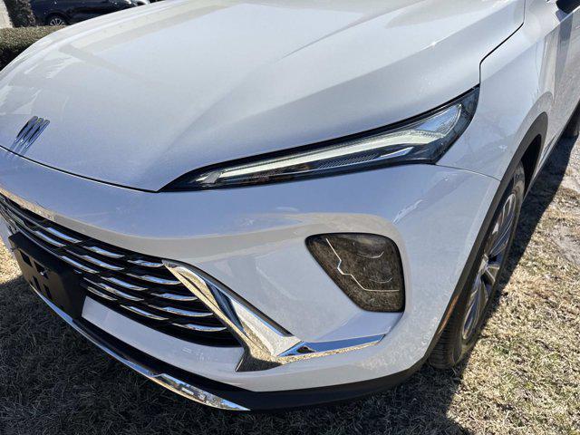 used 2025 Buick Envision car, priced at $27,900