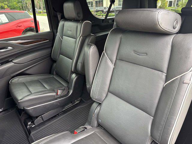 used 2023 Cadillac Escalade ESV car, priced at $65,094
