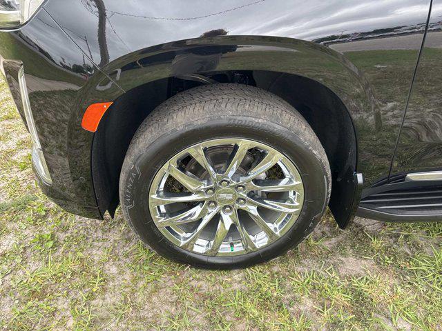 used 2023 Cadillac Escalade ESV car, priced at $65,094