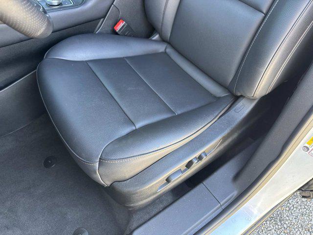 used 2022 Cadillac XT4 car, priced at $28,499