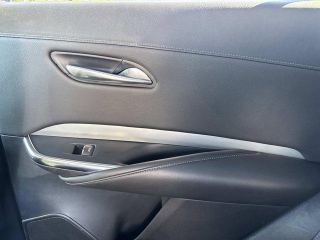 used 2021 Cadillac XT4 car, priced at $25,999