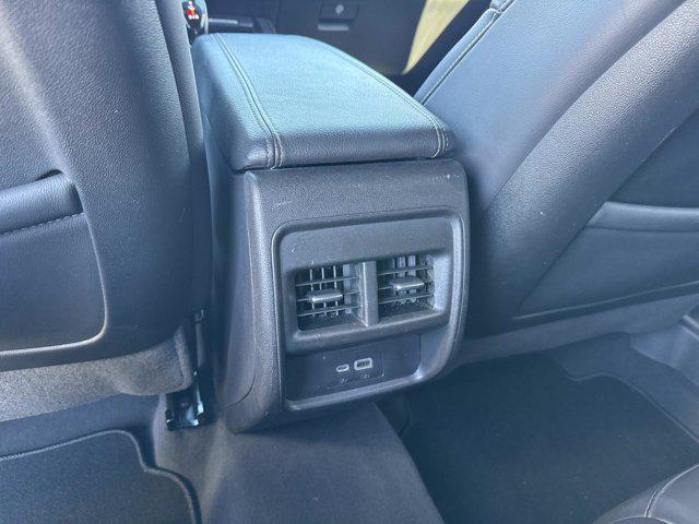 used 2021 Cadillac XT4 car, priced at $25,999