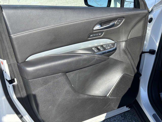 used 2021 Cadillac XT4 car, priced at $25,999