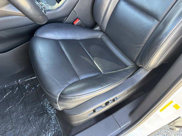 used 2021 Cadillac XT4 car, priced at $25,999