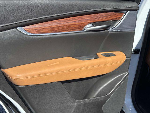 new 2026 Cadillac XT5 car, priced at $58,120