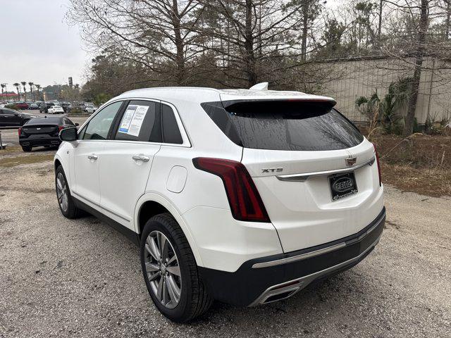 used 2025 Cadillac XT5 car, priced at $39,990