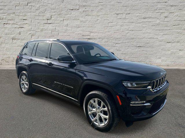 used 2024 Jeep Grand Cherokee car, priced at $37,885