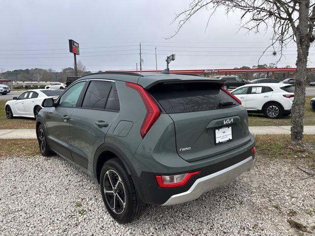 used 2024 Kia Niro car