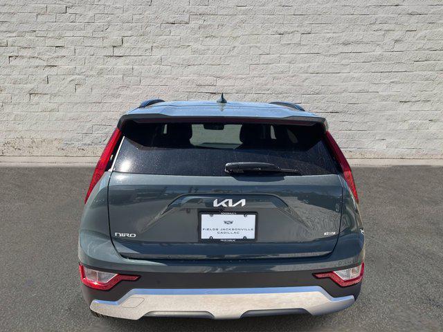 used 2024 Kia Niro car