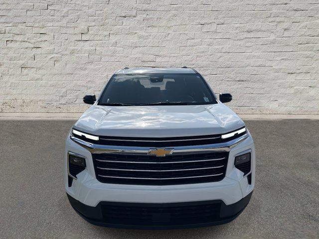 used 2025 Chevrolet Traverse car, priced at $31,499