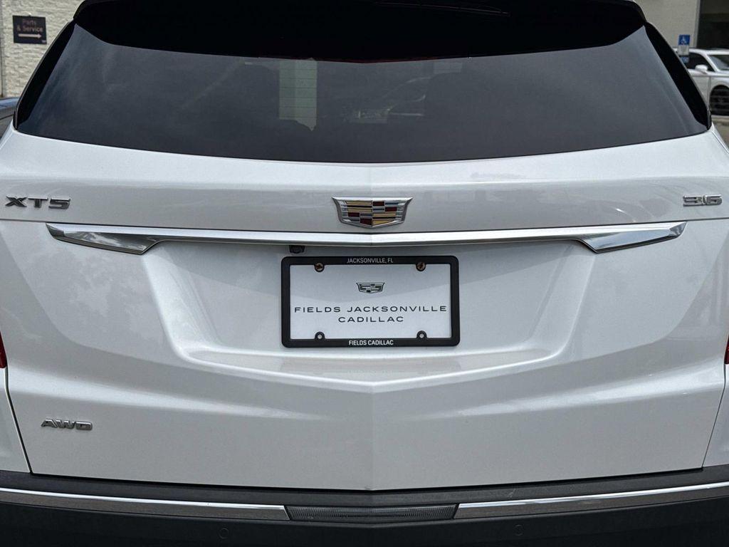 used 2019 Cadillac XT5 car, priced at $24,094