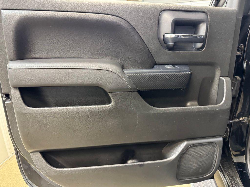 used 2017 GMC Sierra 1500 car, priced at $29,084