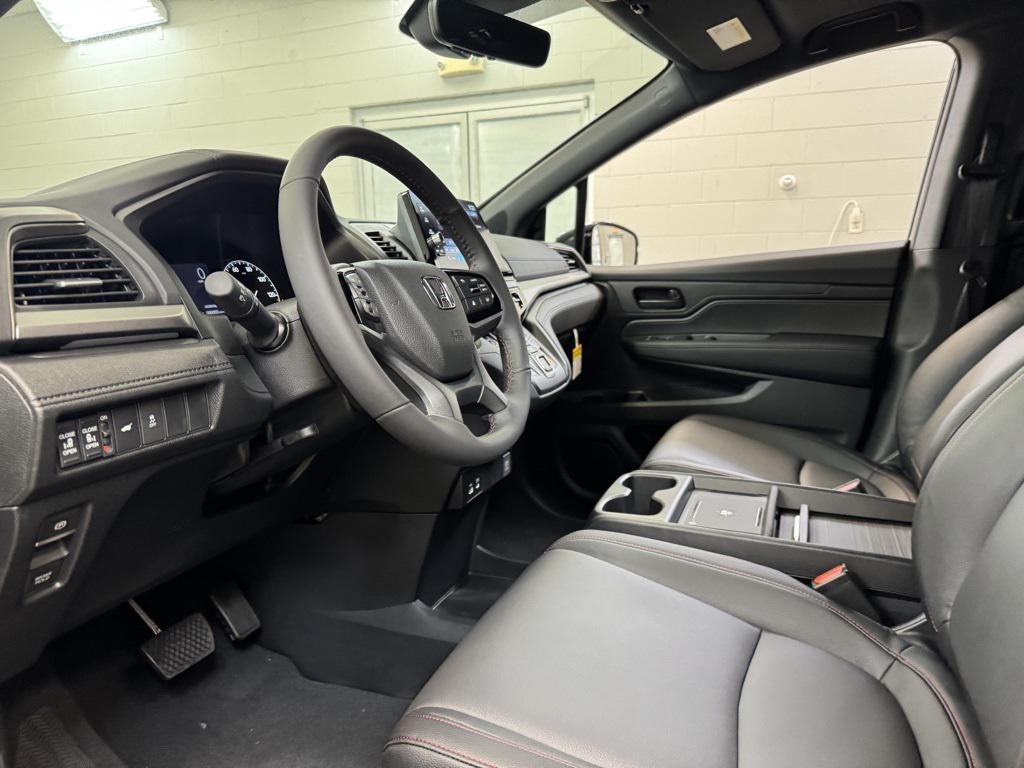 used 2025 Honda Odyssey car, priced at $39,348