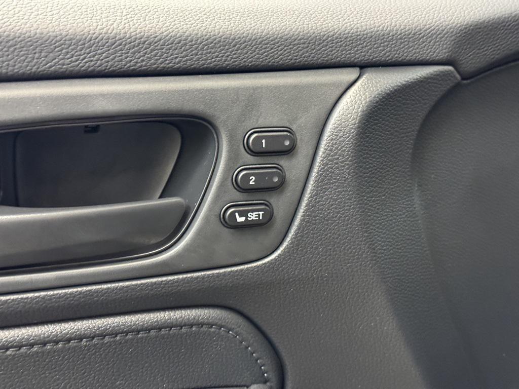 used 2025 Honda Odyssey car, priced at $39,348