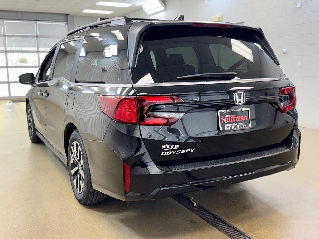 new 2026 Honda Odyssey car, priced at $42,085