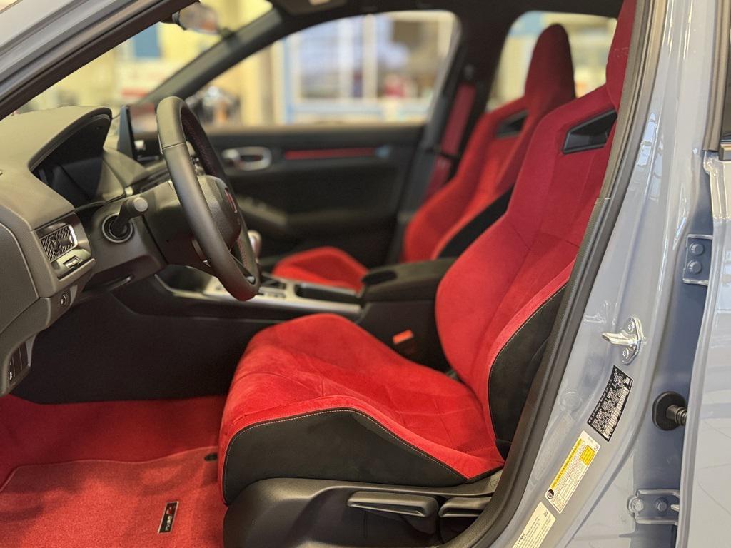 new 2025 Honda Civic Type R car