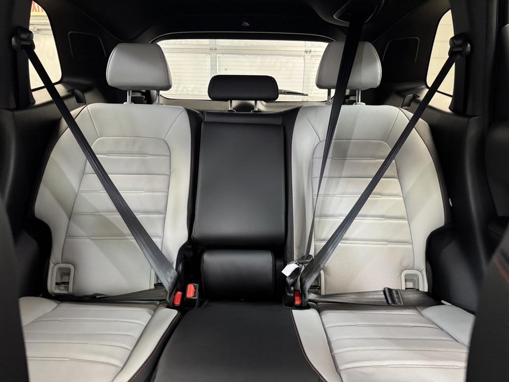 new 2026 Honda CR-V Hybrid car, priced at $40,665