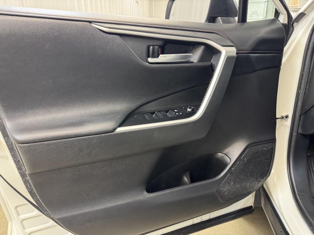 used 2020 Toyota RAV4 car, priced at $25,959