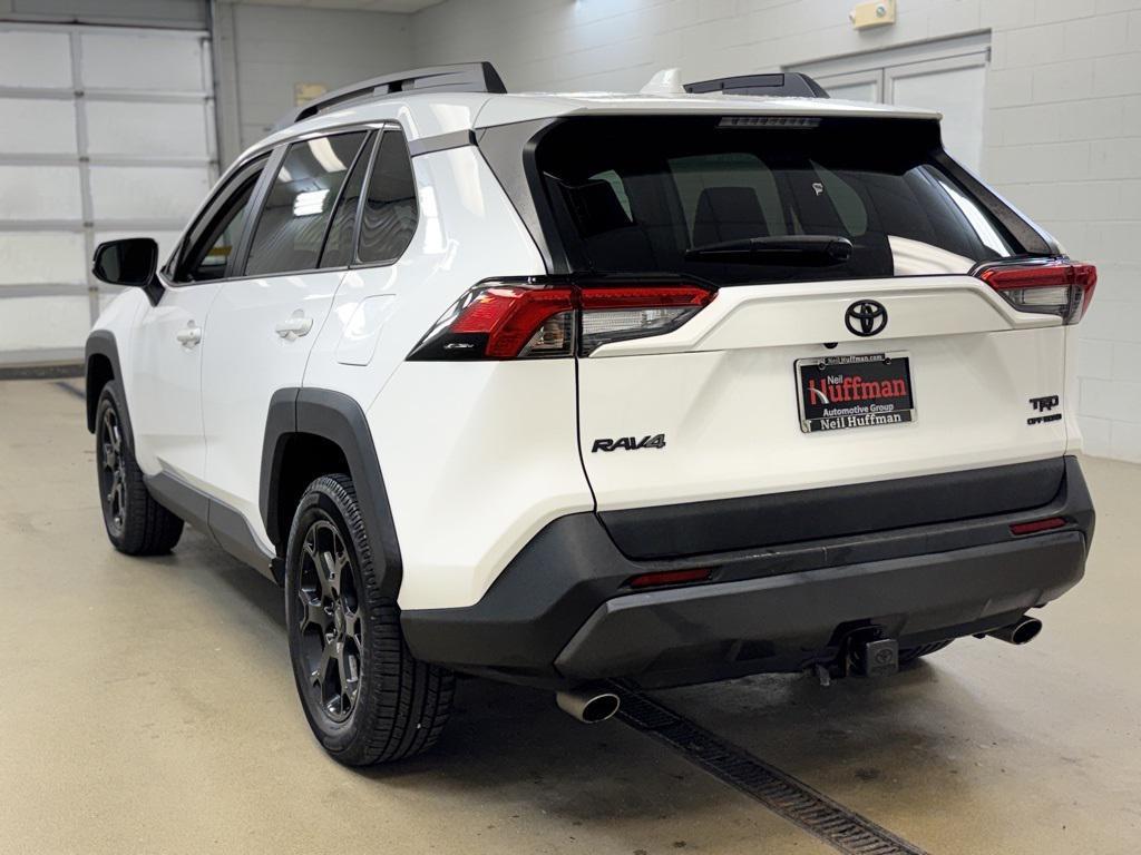 used 2020 Toyota RAV4 car, priced at $25,959