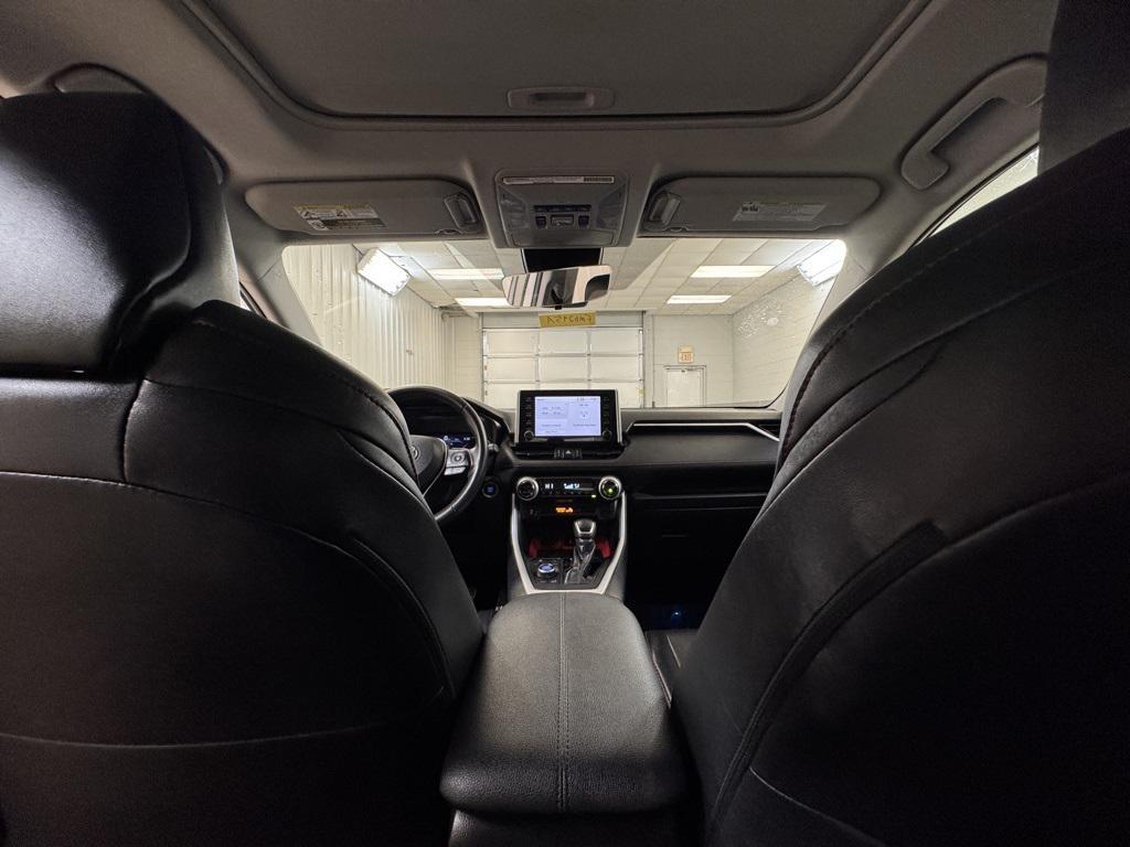used 2020 Toyota RAV4 car, priced at $25,959
