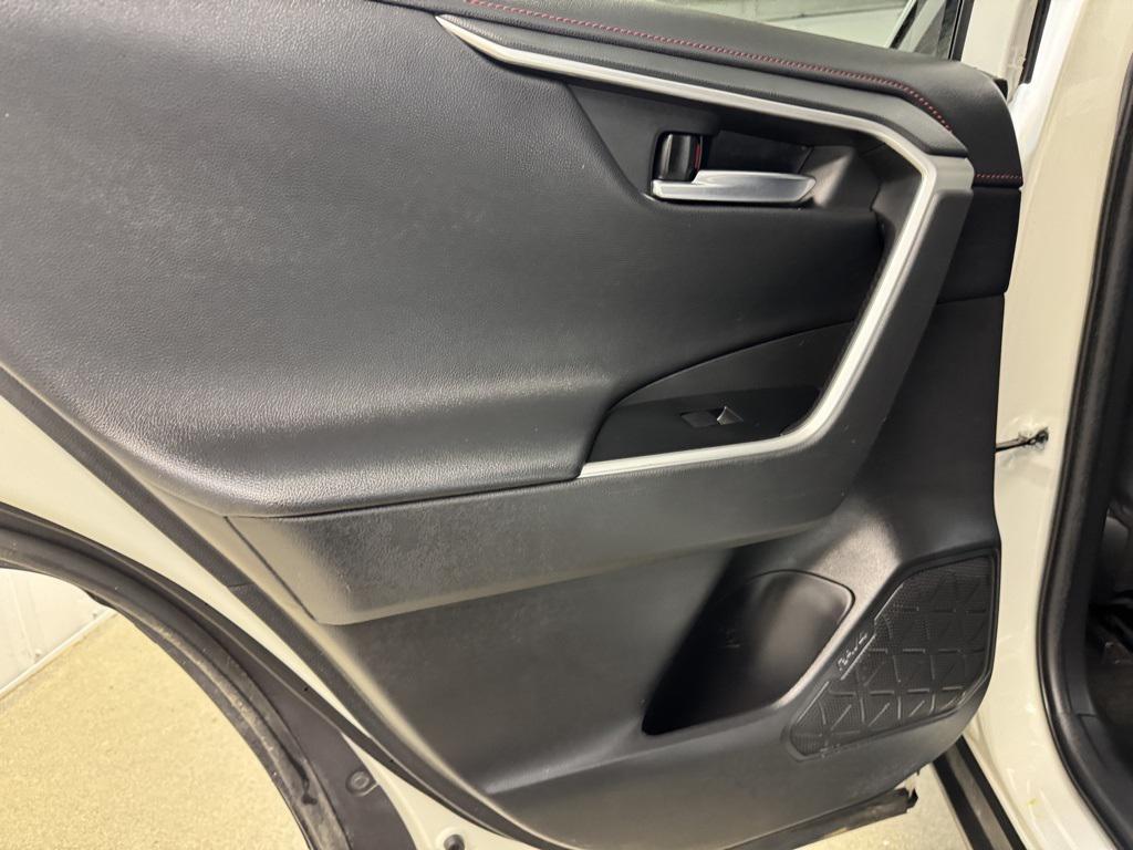 used 2020 Toyota RAV4 car, priced at $25,959
