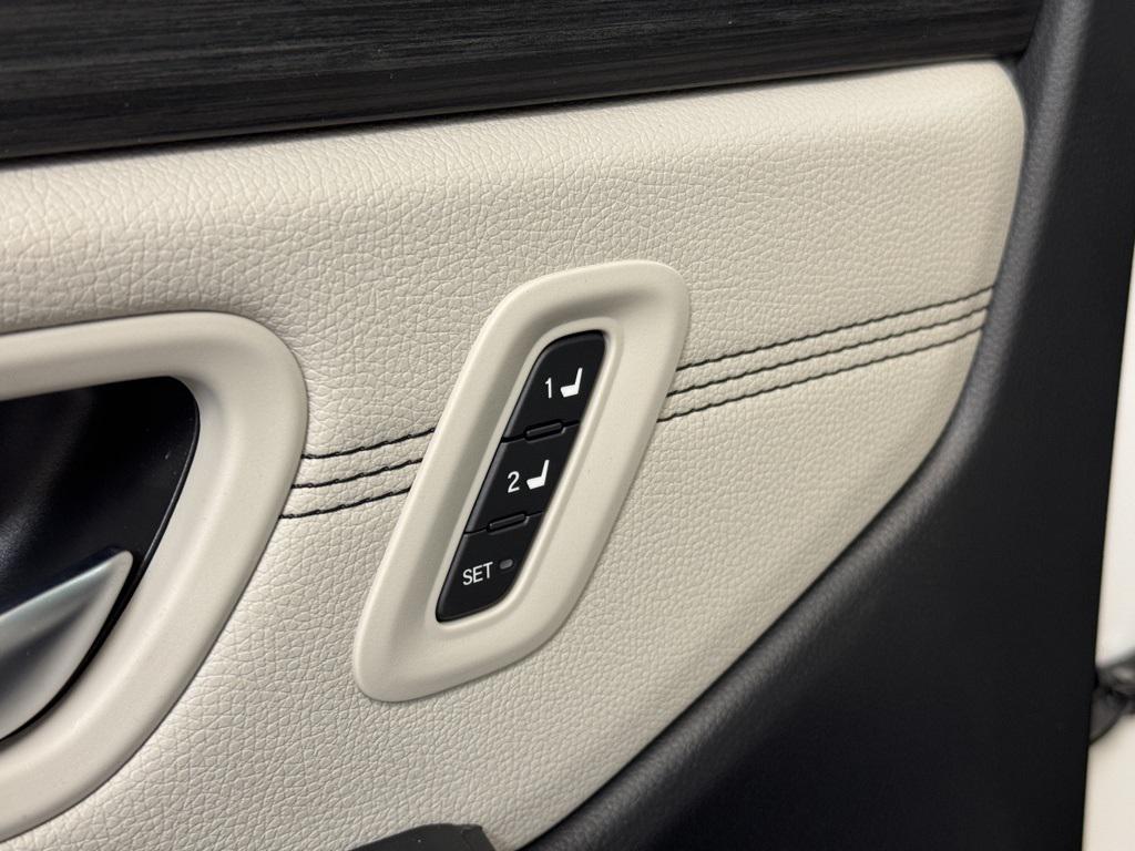 new 2026 Honda Pilot car, priced at $50,195