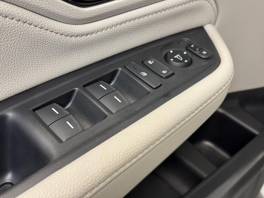 new 2026 Honda Odyssey car, priced at $46,385