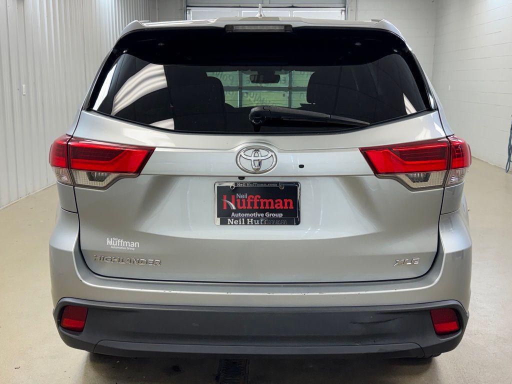 used 2019 Toyota Highlander car, priced at $17,499