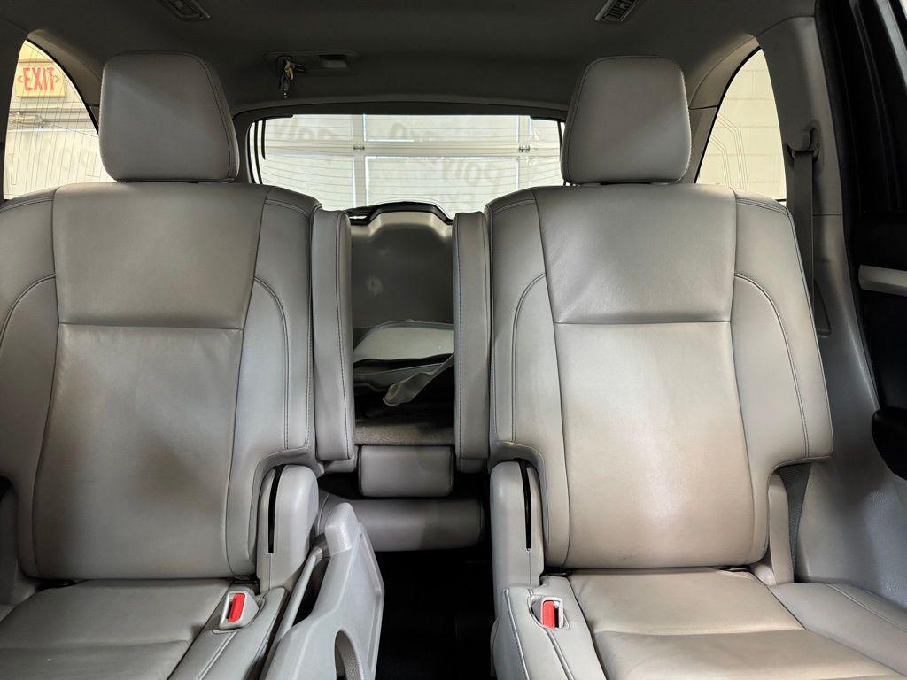 used 2019 Toyota Highlander car, priced at $17,499
