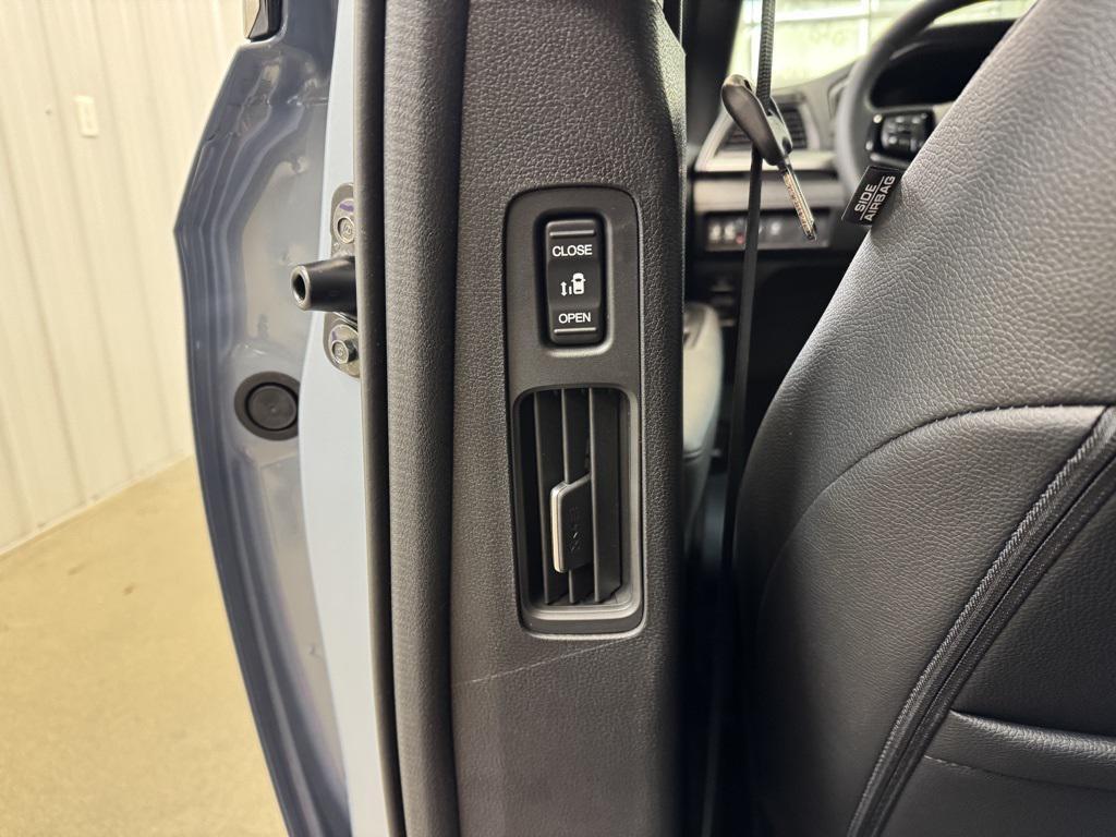 new 2026 Honda Odyssey car, priced at $43,100