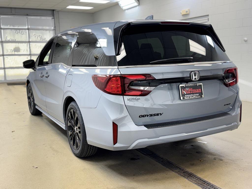 new 2026 Honda Odyssey car, priced at $43,100