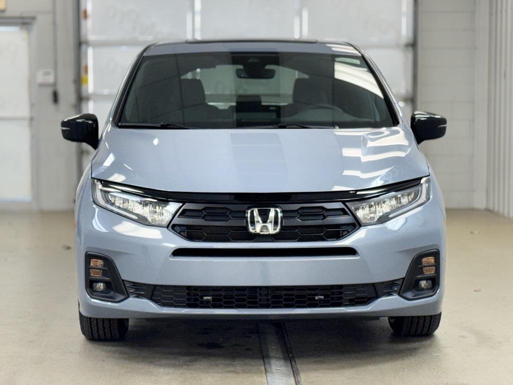 new 2026 Honda Odyssey car, priced at $43,100