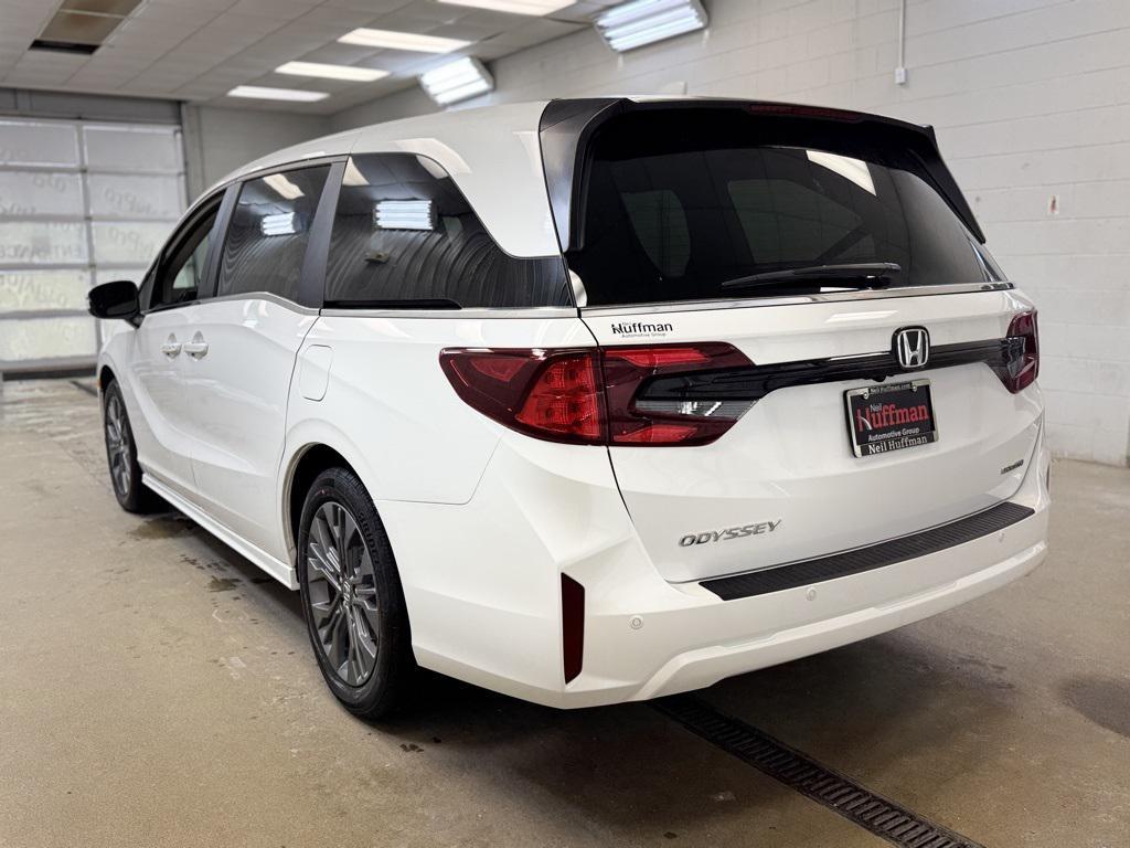 new 2026 Honda Odyssey car, priced at $45,765