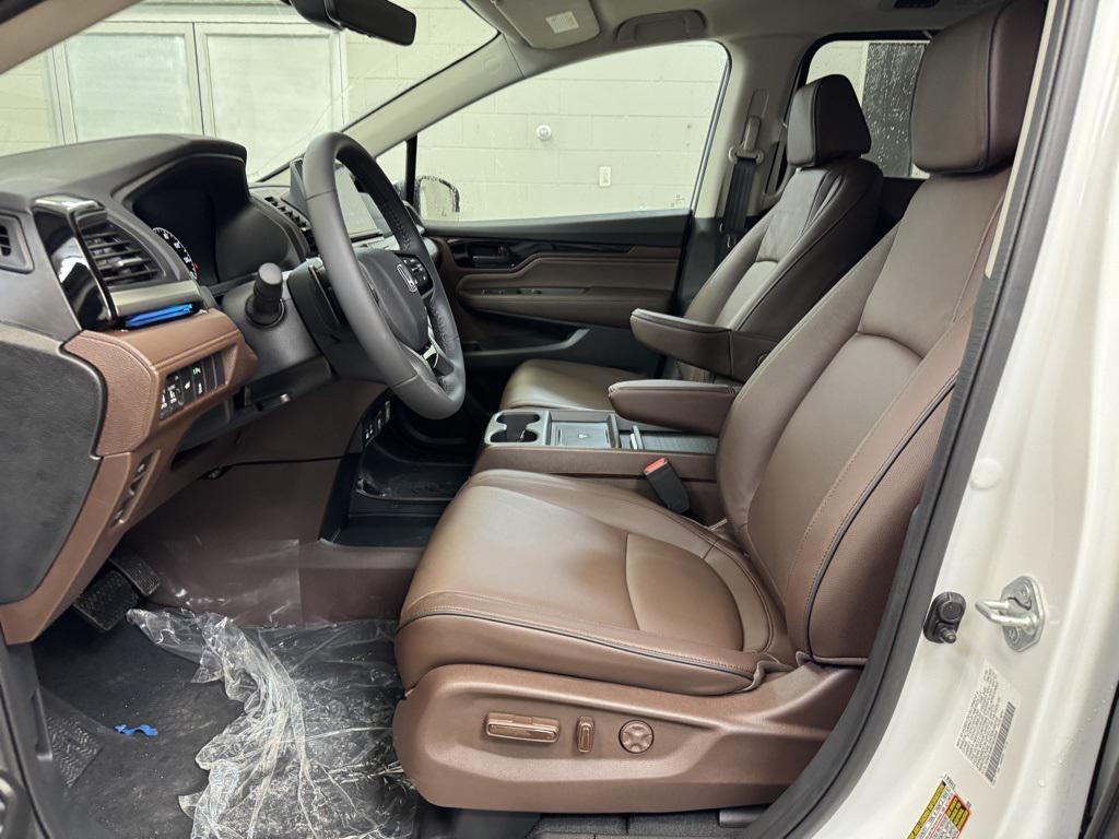new 2026 Honda Odyssey car, priced at $45,765