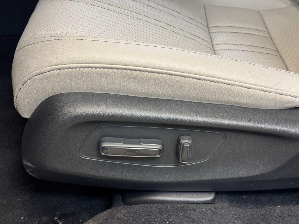 new 2026 Honda HR-V car, priced at $32,237