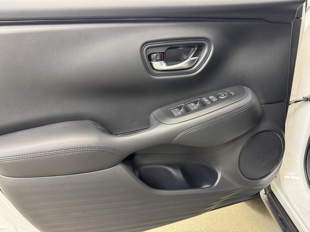 new 2026 Honda HR-V car, priced at $28,425