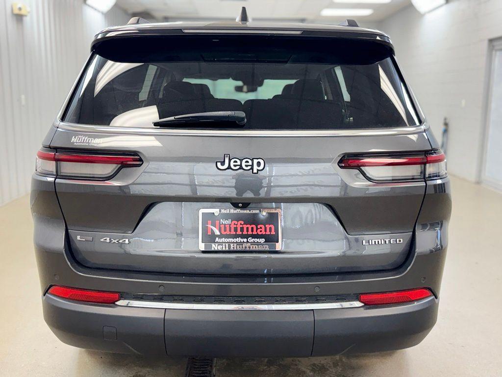 used 2021 Jeep Grand Cherokee L car, priced at $29,176