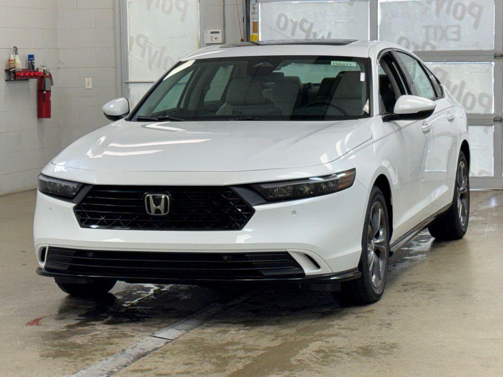 new 2026 Honda Accord Hybrid car